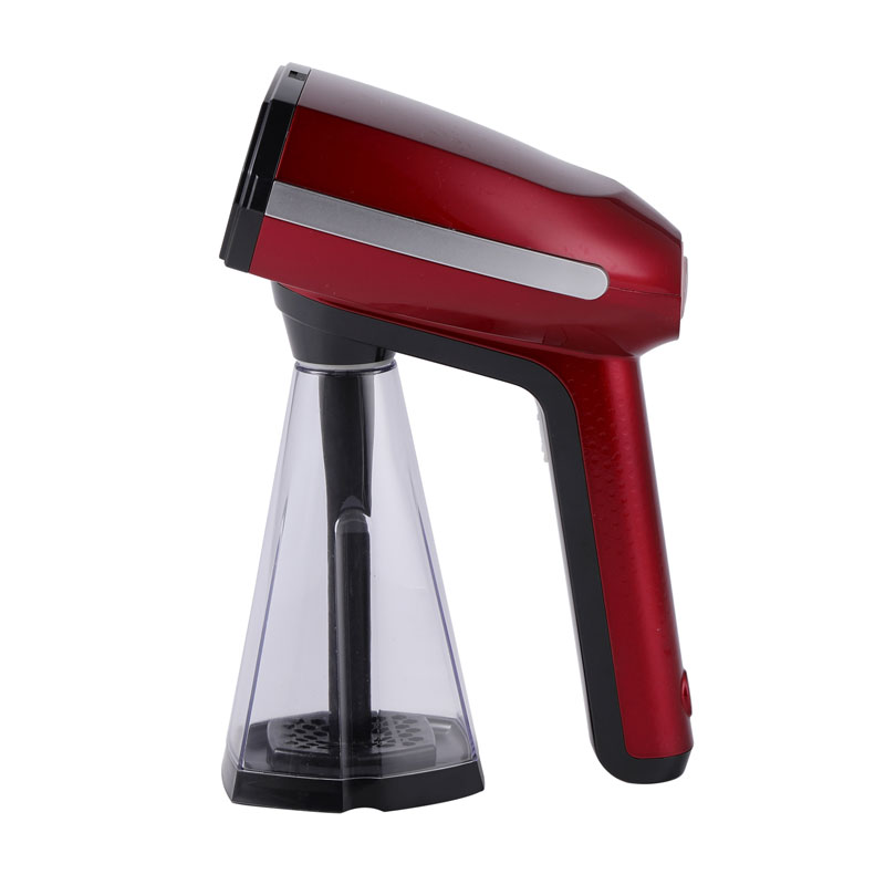 Can a garment steamer effectively remove wrinkles from clothes?